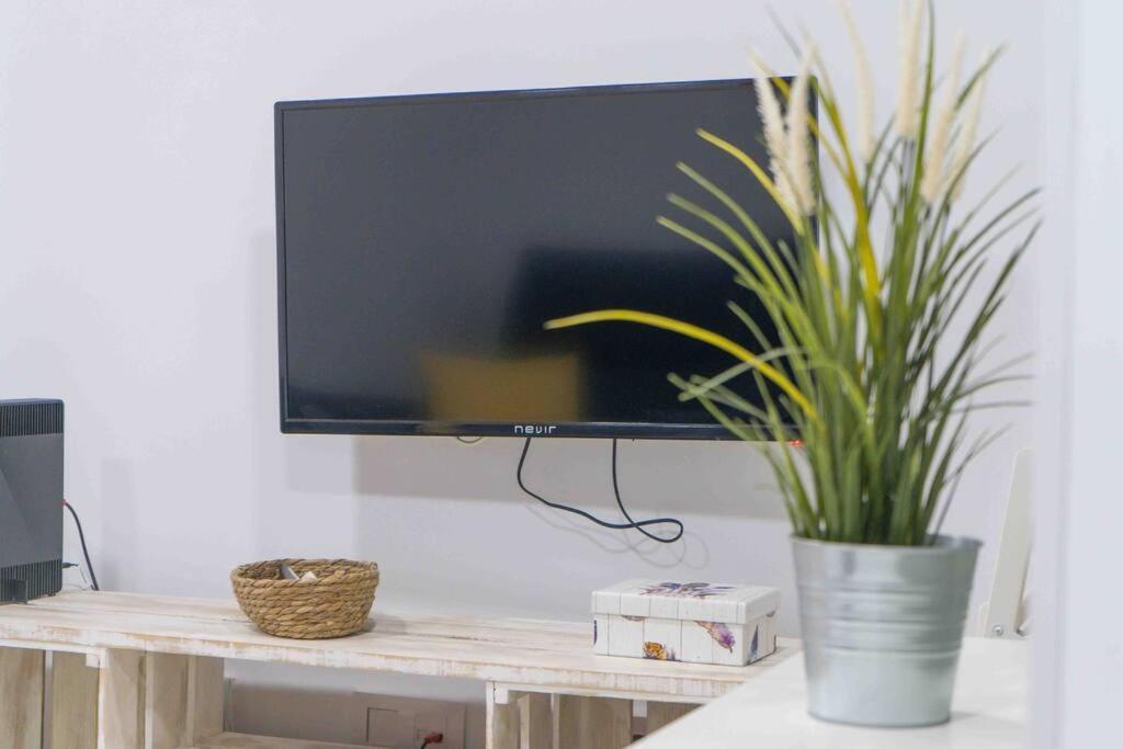 Apartamento En La Mejor Zona De Triana, Junto Al Puente Siviglia Esterno foto